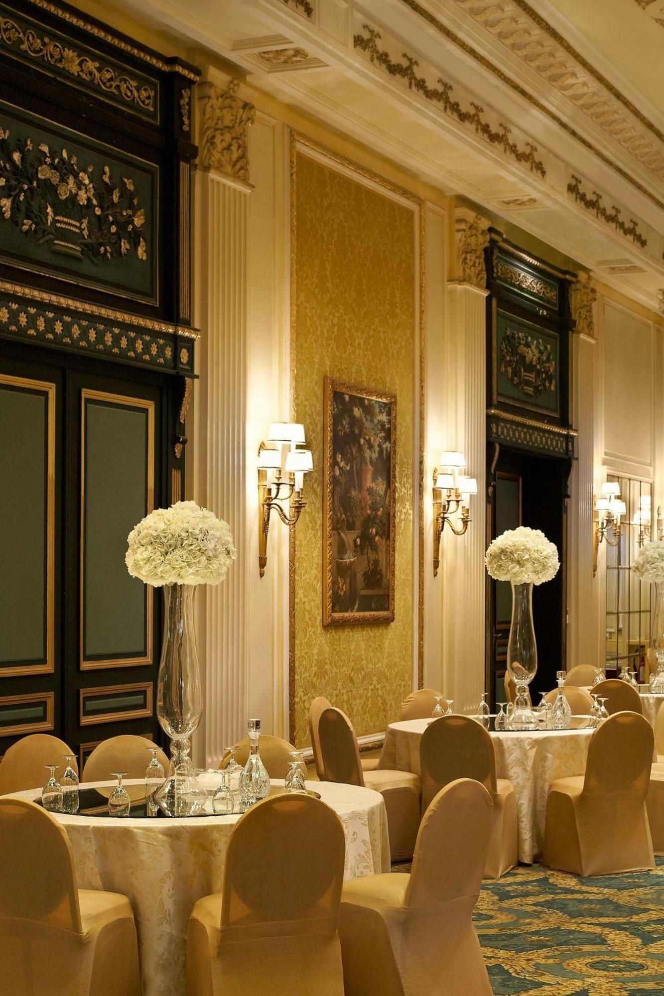 Le Meridien Al-Khobar Eksteriør bilde The interior of the restaurant