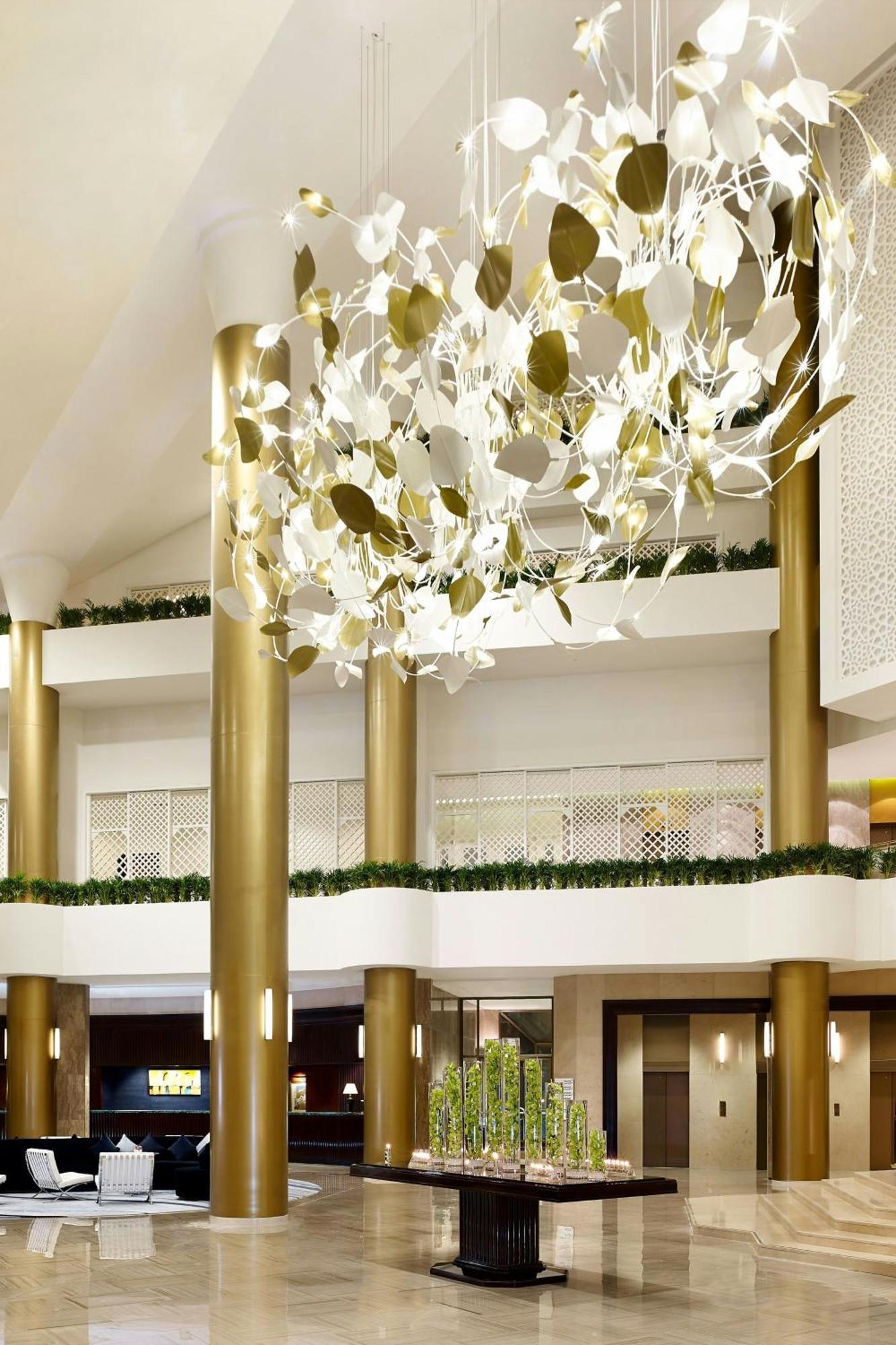 Le Meridien Al-Khobar Eksteriør bilde The interior of the hotel